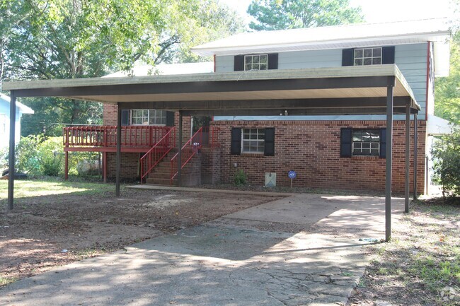 Building Photo - 2004 Coves Ct Rental