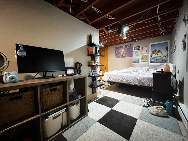 Photo - 1010 16th Ave SE