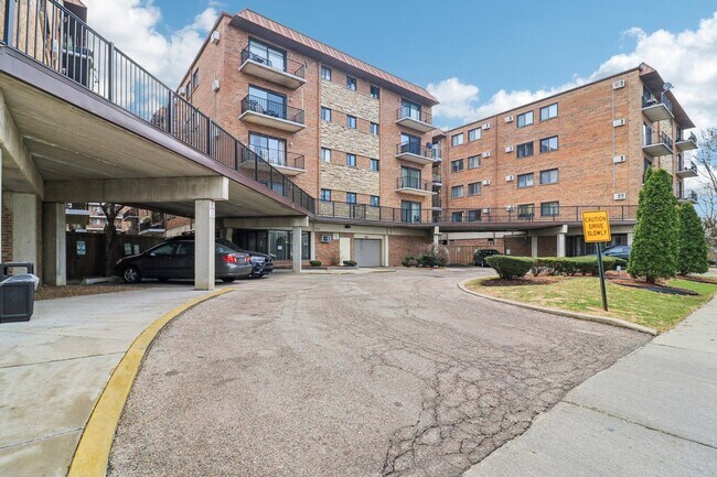 Photo - 2333 N Neva Ave Unit 101C