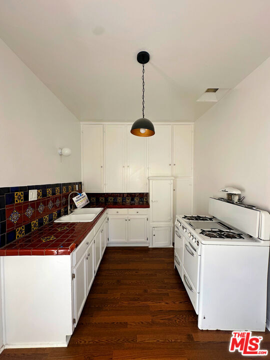 Photo - 4237 Garthwaite Ave