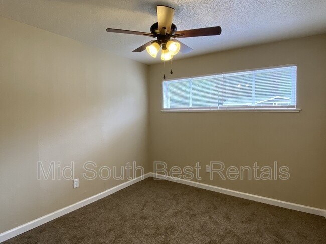 Photo - 3507 Katherine St