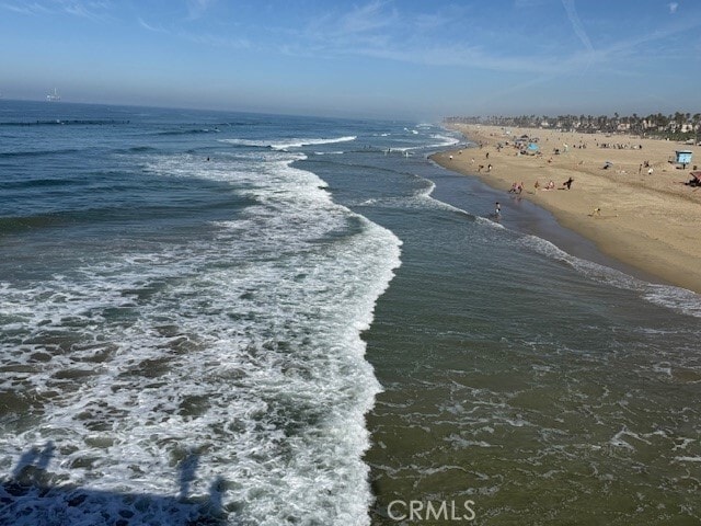 Photo - 21851 Newland St