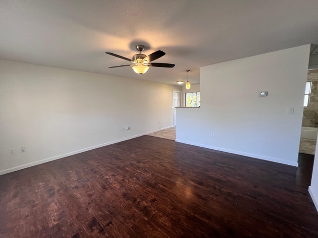 Photo - 7847 Putnam Cir House