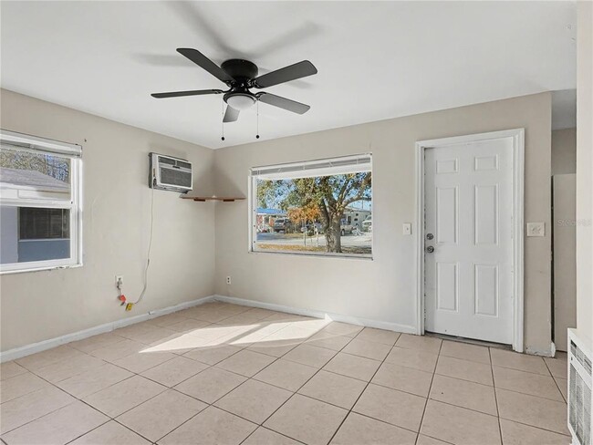 Photo - 42 Princeton Ave