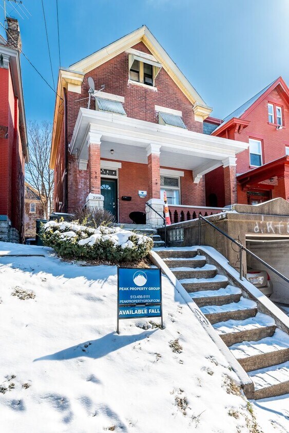 Photo - 2358 Stratford Avenue