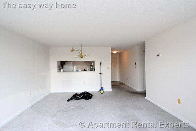 Photo - 175 Beacon St Unidad #407