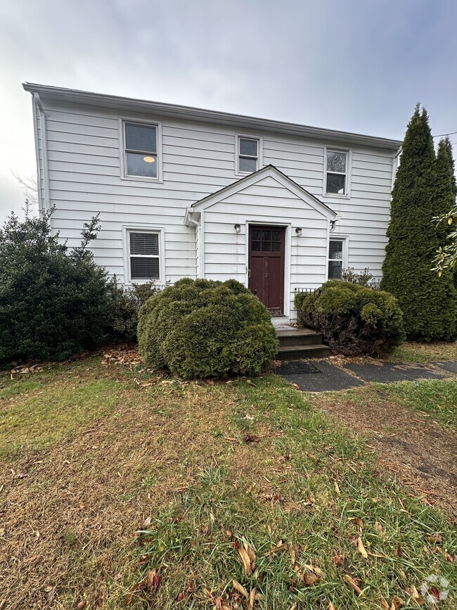 Building Photo - 1262A Meriden Ave Unit 1st Floor Rental