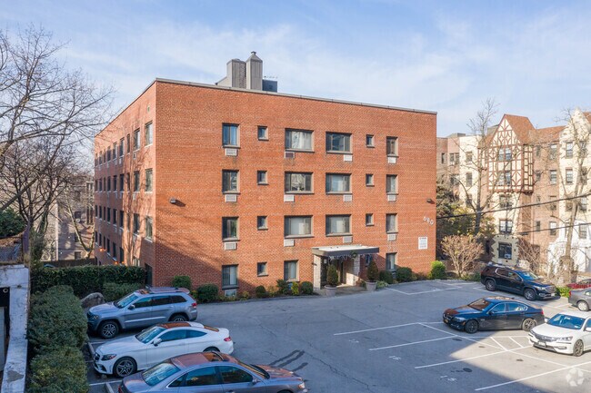 Grand Terrace - Grand Terrace Apartments