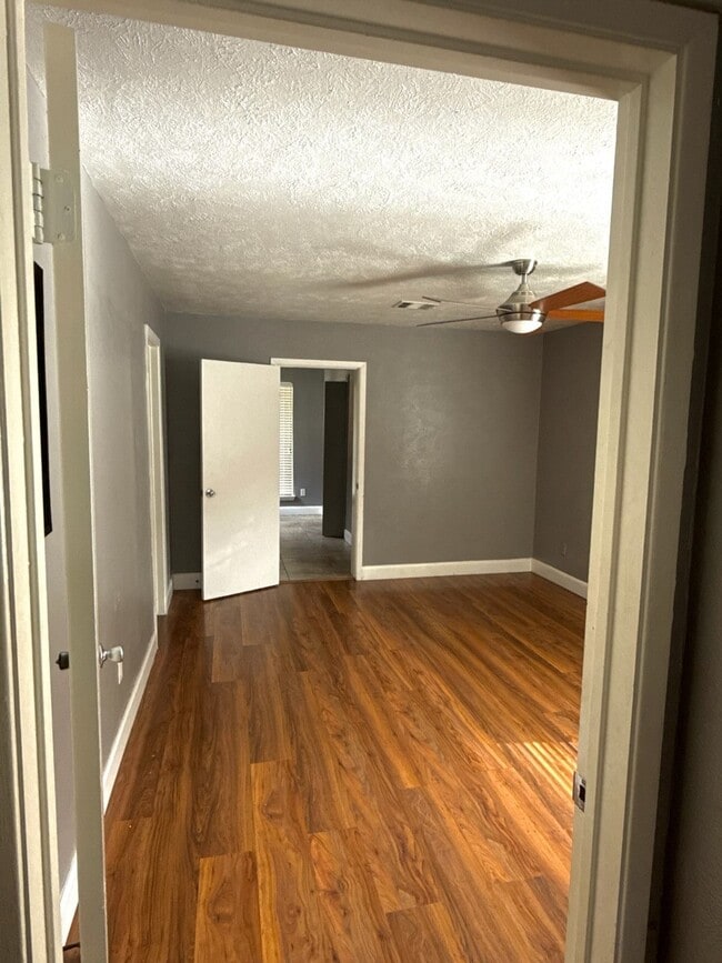 Photo - 22726 Melham Ln