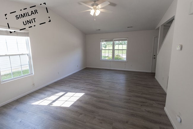 Photo - 3322 E St Charles Rd