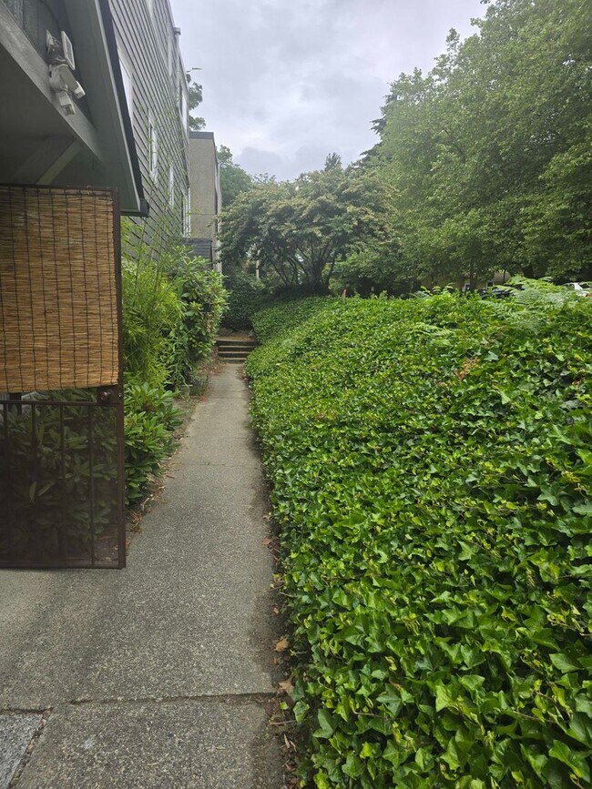 240 S 152nd St