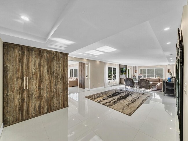 Photo - 1151 N Fort Lauderdale Beach Blvd Unidad 1C