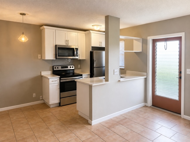 Building Photo - 702 N L St Unit 702 N L Street #13