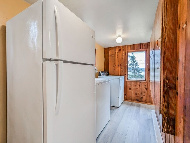 Photo - Rustic 3 bed 2 bath Mission Beach cabin home w/ Tulalip Bay views!