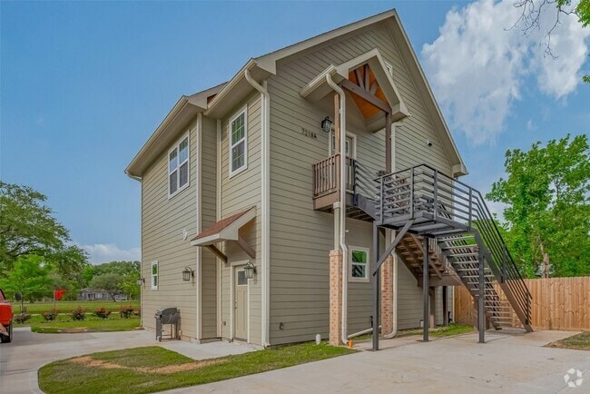 Building Photo - 7218 Philibert Ln Unit A Rental