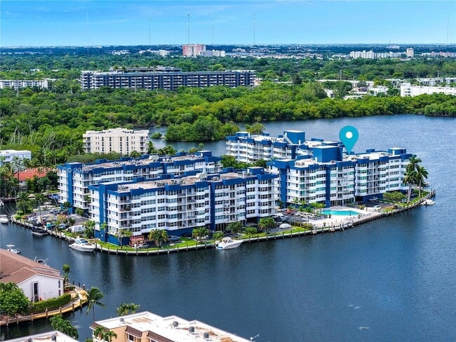 Photo - 16558 NE 26th Ave Unit 2A