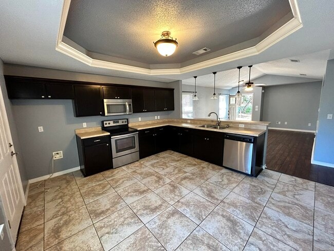 Photo - 2942 Sholtz Ave