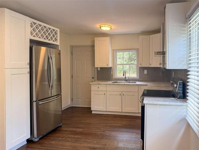 Photo - 2093 Verbena St NW