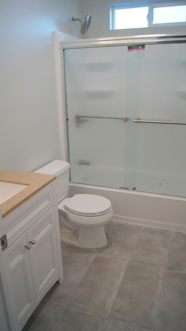 Photo - 1649 257th St