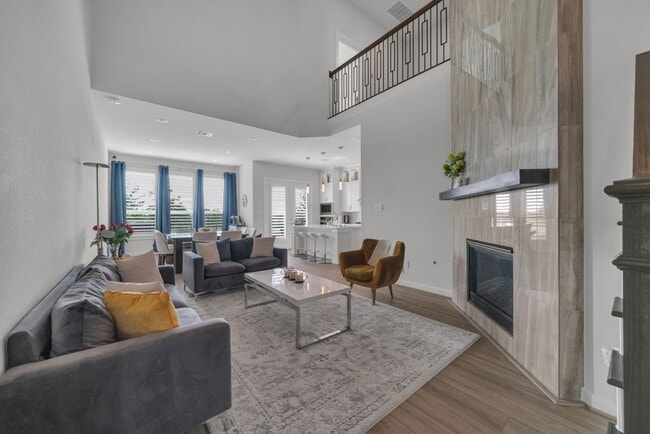 Photo - 16531 Lake Austin St