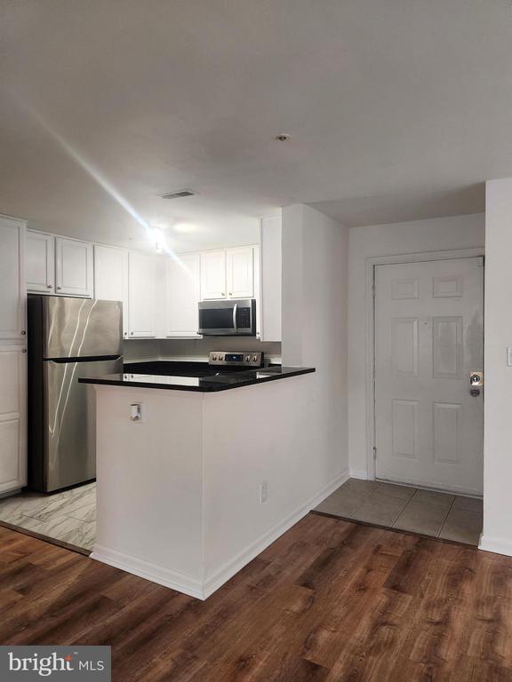 Building Photo - 18512 Boysenberry Dr Unit 129