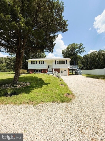 Photo - 13 Thomas Dr