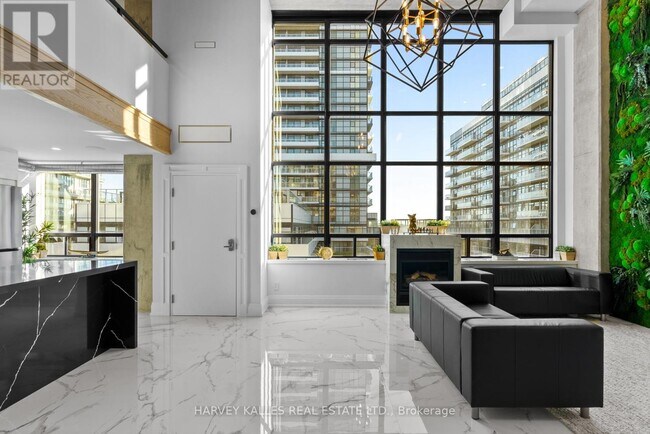 Photo - 300 Manitoba St