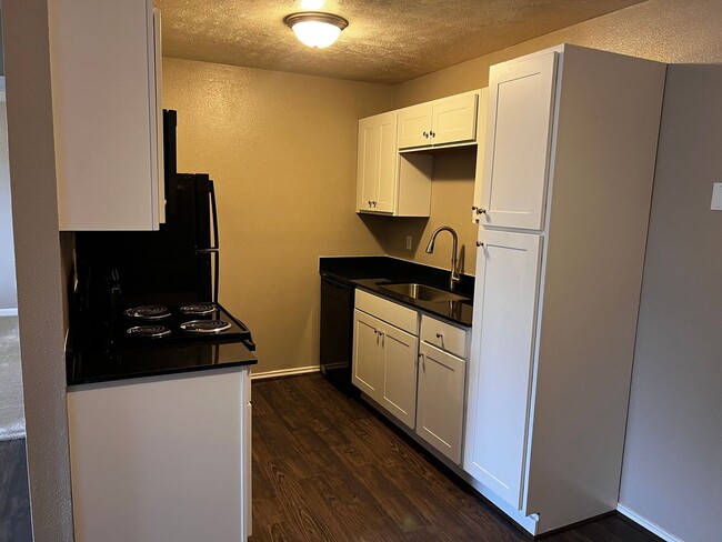 Photo - Brazos Point Apartments