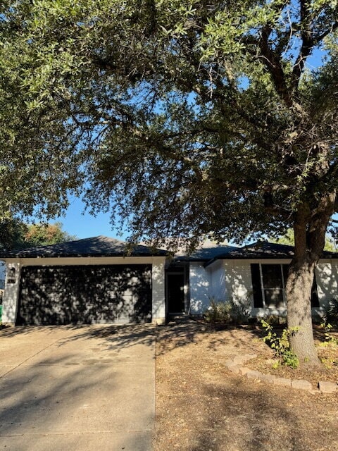 Building Photo - 1333 Rosie Ln