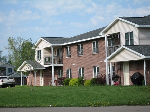 Koltwood Apartments - Koltwood Apartments