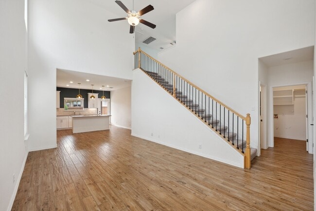 Photo - 2013 Flametree Ave