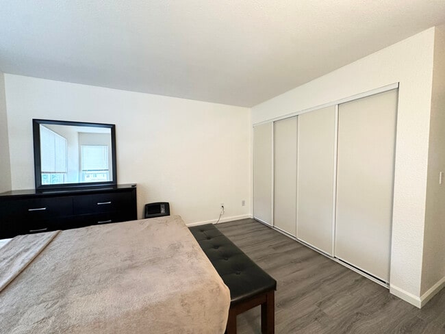 Photo - 1960 Grande Cir