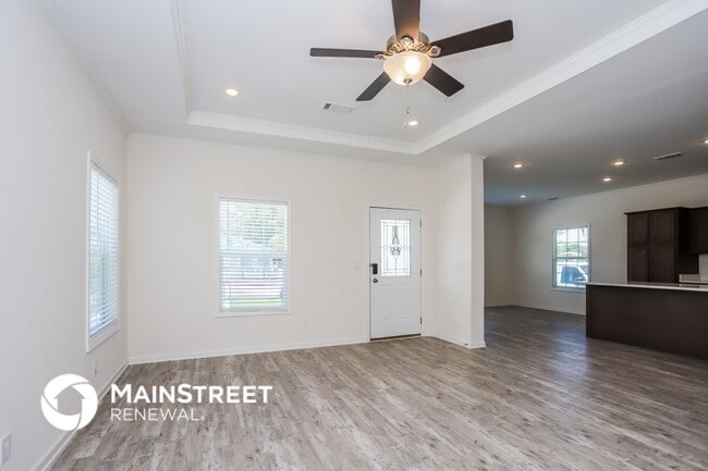 Photo - 1900 21st St S