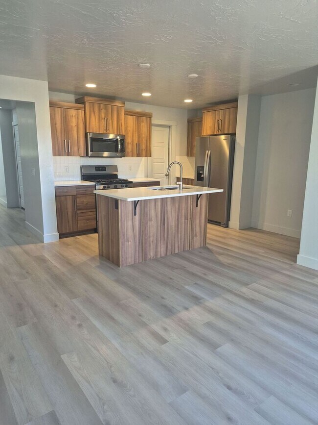 Photo - 4051 Cerro Wy