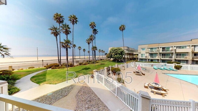Photo - 334 Surfside Dr