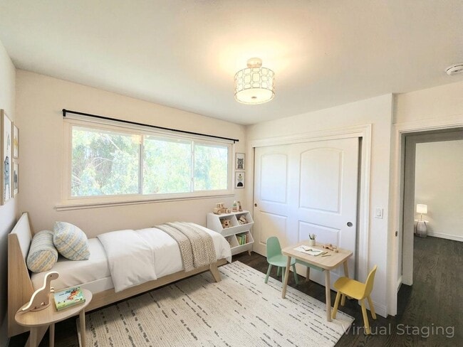 Photo - 3 bedroom 3 bathroom hillside Pacifica home with serene views