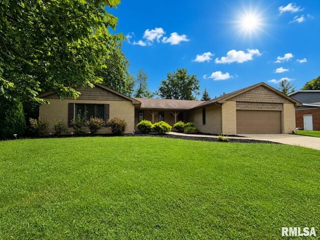 Building Photo - 122 W Morningside Dr