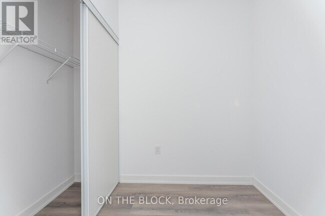 Photo - 7437 Kingston Rd Unit 314