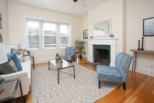 21 Aberdeen St Unit 5