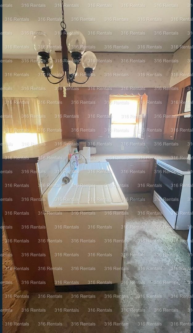 Photo - $950 - 4 bed 2 bath - Single Family Home