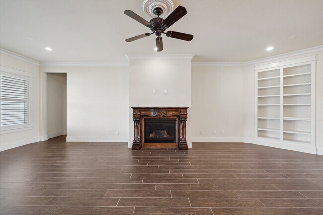 Photo - 2149 Rope Maker Rd