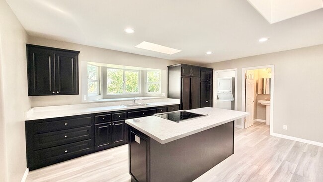 Photo - Lovely Country Setting Guest Home Unit on ...