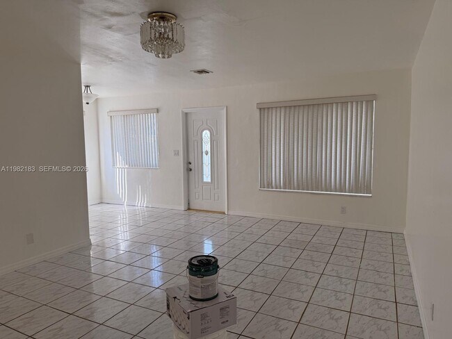 Photo - 310 NE 58th St Unit B