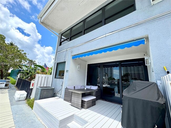 Photo - 336 Poinciana Island Dr Unit 1008