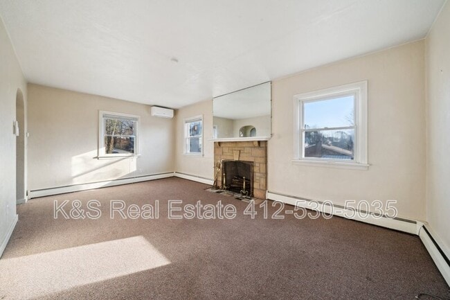 Photo - 3212 Orchard St