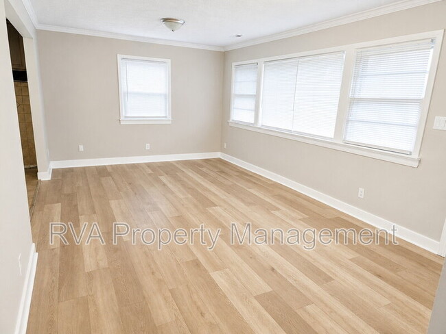 Photo - 4812 Gilmour Rd