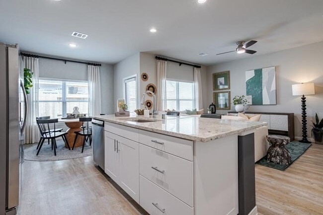 Photo - Summerwell Sunterra