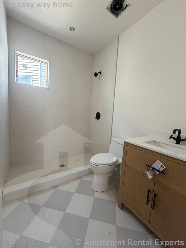 Photo - 82 Marion St Unit #1