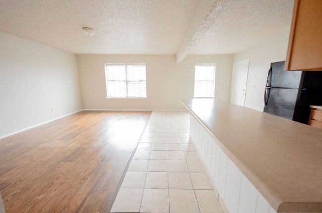 Photo - Arbors Apartments