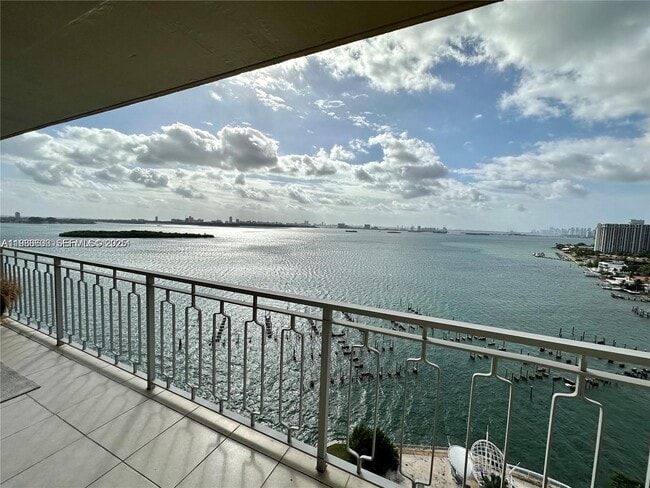 Photo - 11111 Biscayne Blvd Unit 18E